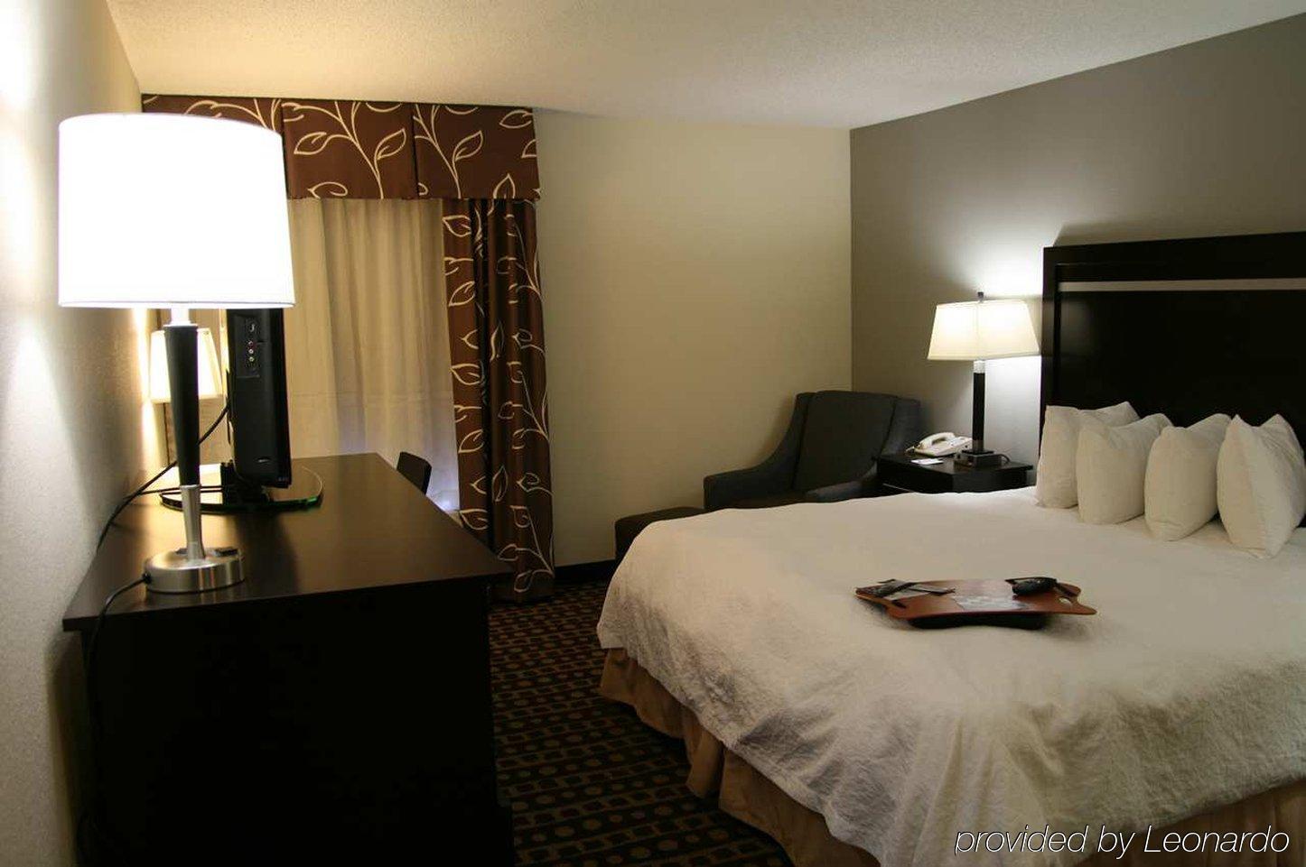 Hampton Inn West Columbus Bilik gambar