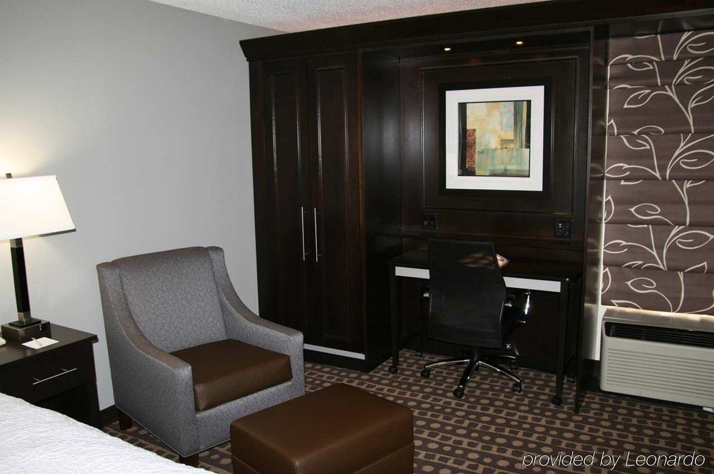 Hampton Inn West Columbus Luaran gambar