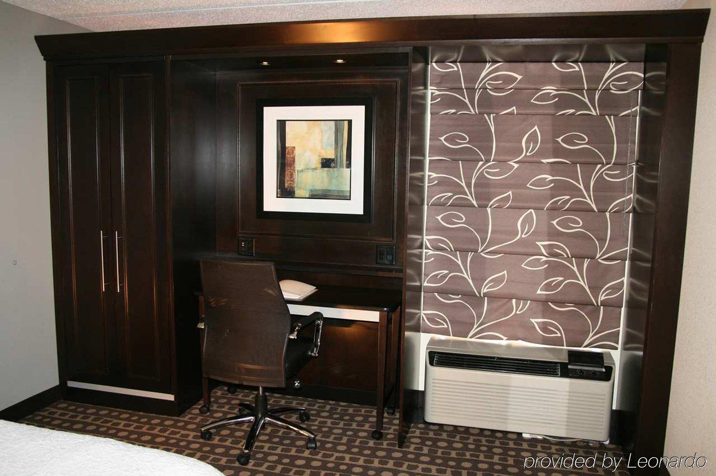 Hampton Inn West Columbus Luaran gambar
